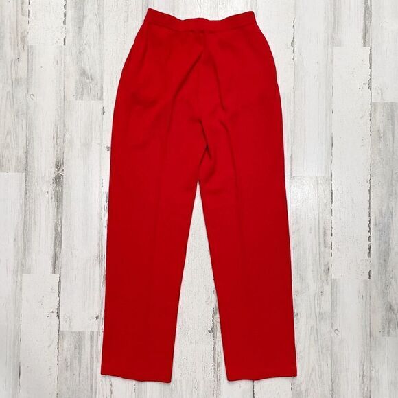 St. John High-Waisted Stretch Pleated Pants - Picture 2 of 5